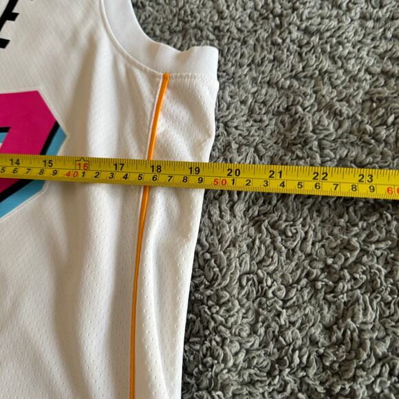 Nike Authentic Kevin Love NBA 2023 Miami Heat City Edition Swingman Jersey M 44 - Picture 9 of 10